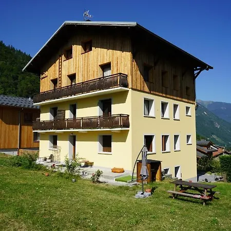 Apartment & Le De Saint-jean *
